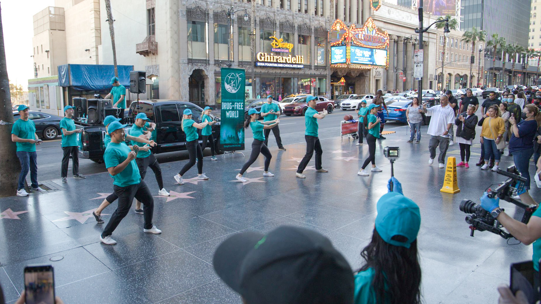 Volunteers from the Foundation for a Drug-Free World surprise crowds on Hollywood’s celebrated Walk of Fame with a flash mob to promote drug-free living.